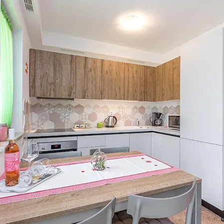 Apartment Mirijana *